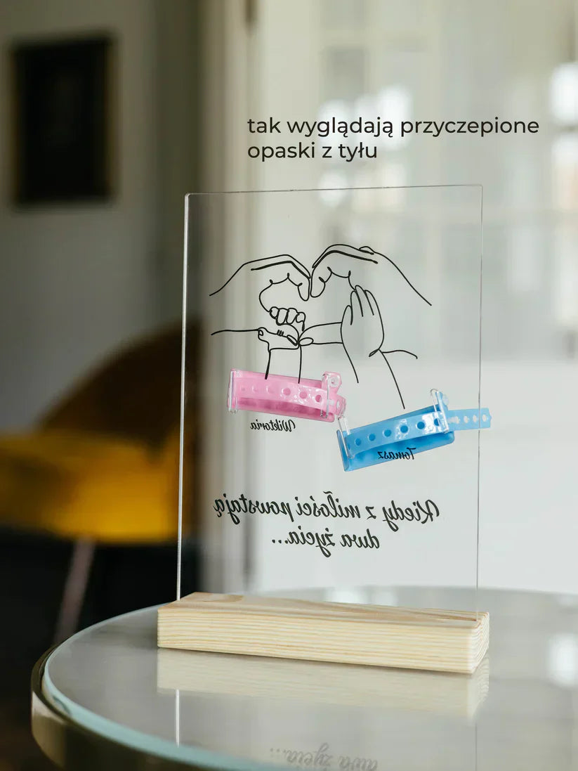 Personalized Plaque With a Hospital Armband and 'Ale Radość' Notes