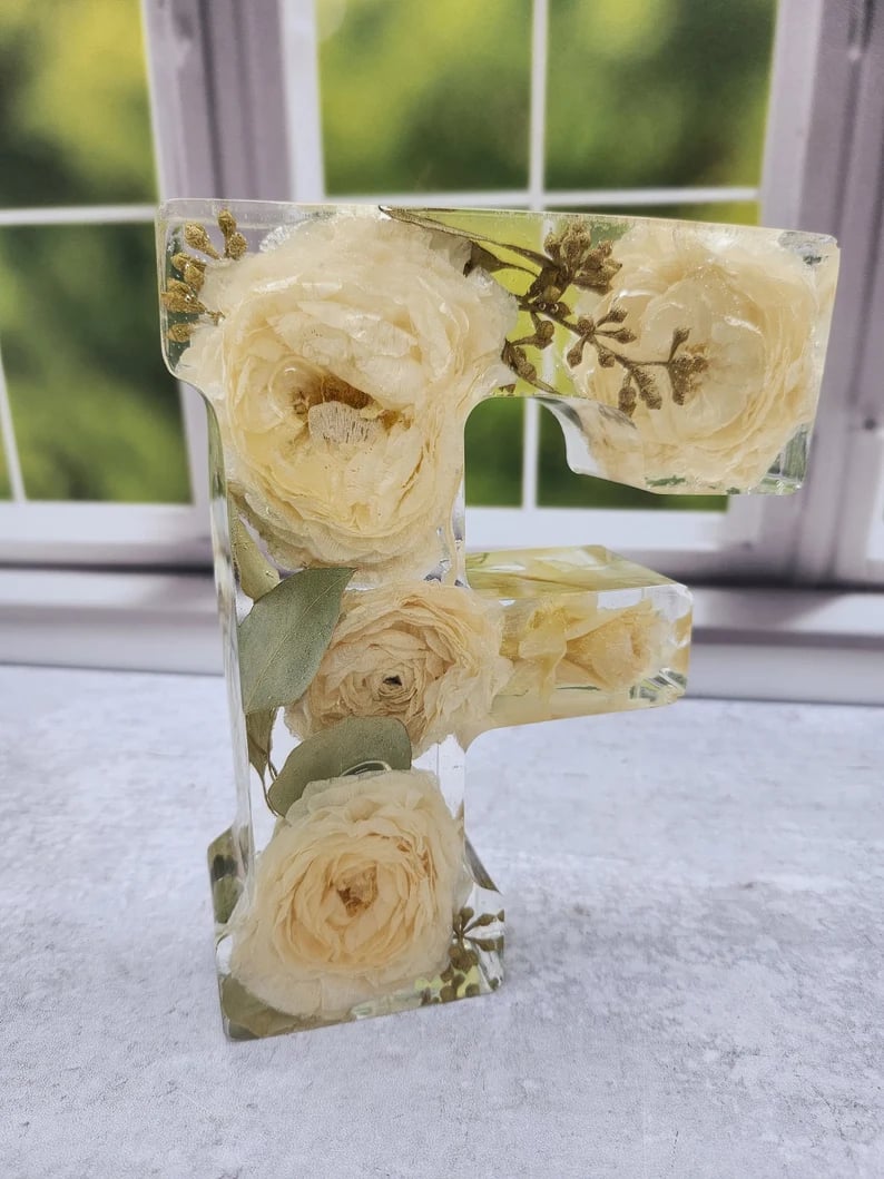 🌸Handmade Floral Resin Home Decor/ Night Light