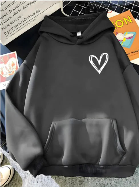 Sudadera con capucha y corazón cósmico de Kivara