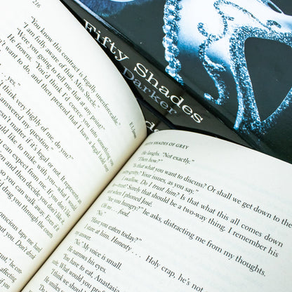 E L James Fifty Shades Movie Series 3 Books Collection Set (Fifty Shades of Grey, Fifty Shades Darker, Fifty Shades Freed)