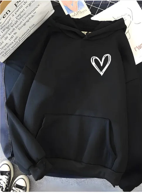 Sudadera con capucha y corazón cósmico de Kivara