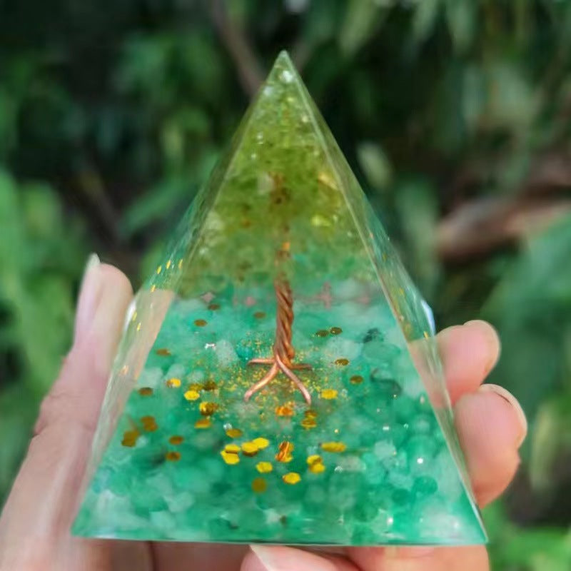 🔮Enigmatic Natural Crystal Pyramid Ornament