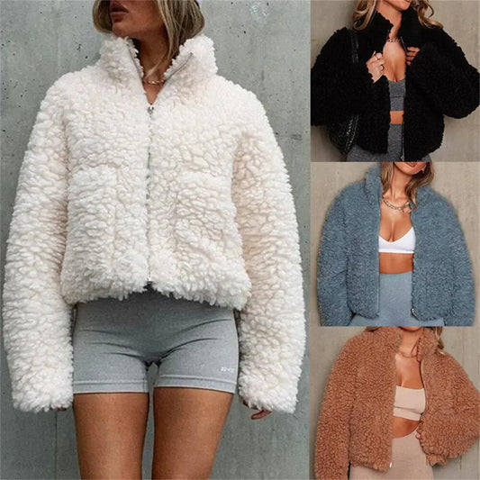 Chaqueta de invierno de lana de cordero para mujer