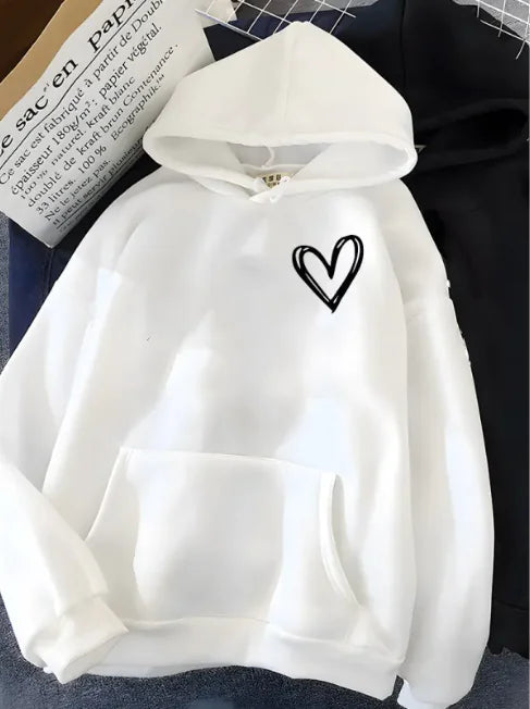 Sudadera con capucha y corazón cósmico de Kivara